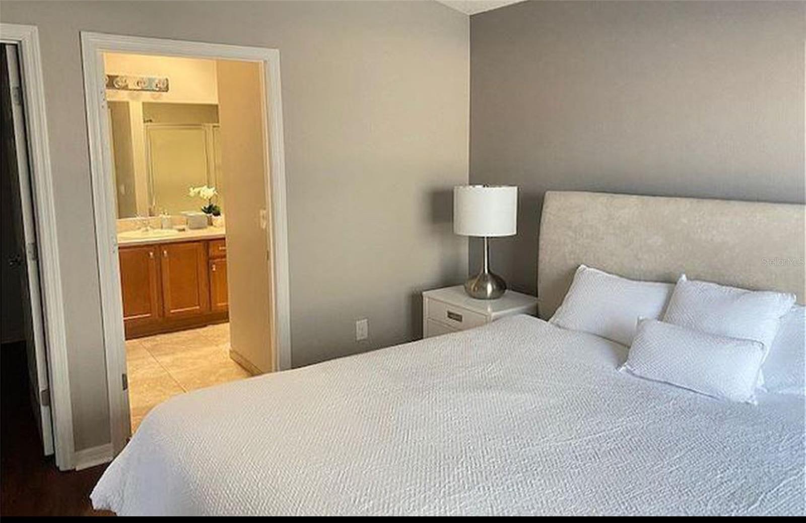 VILLAGES OF SUMTER VIRGINIA VINE VILLAS - Residential Lease