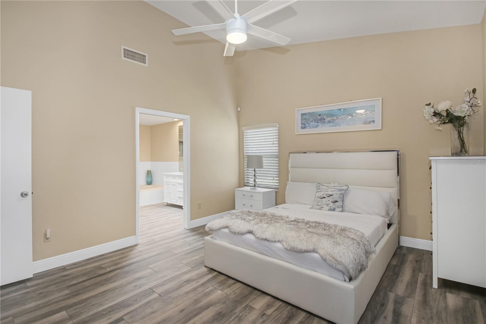 ORANGE TREE COUNTRY CLUB UNIT 04A - Residential