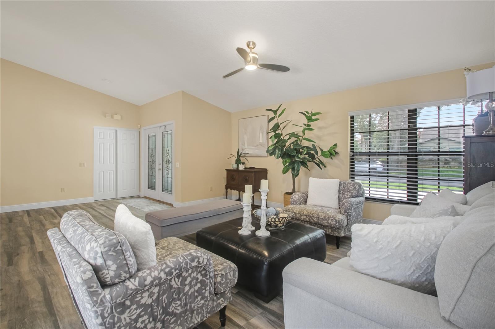 ORANGE TREE COUNTRY CLUB UNIT 04A - Residential