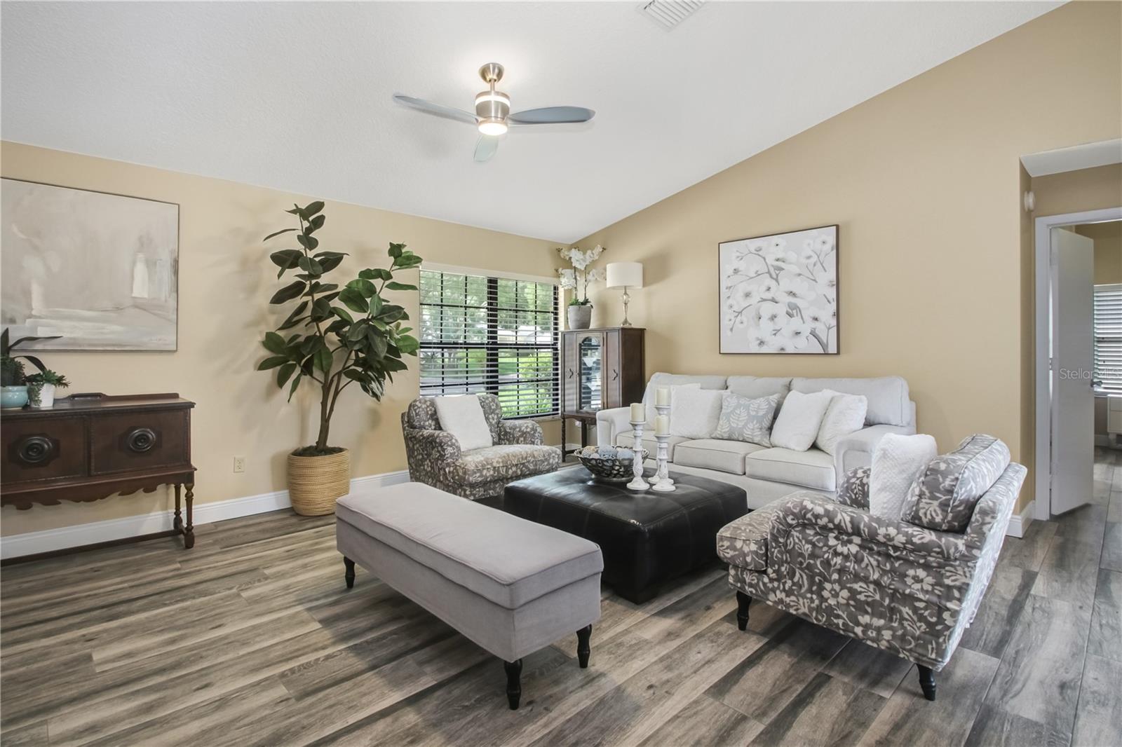 ORANGE TREE COUNTRY CLUB UNIT 04A - Residential