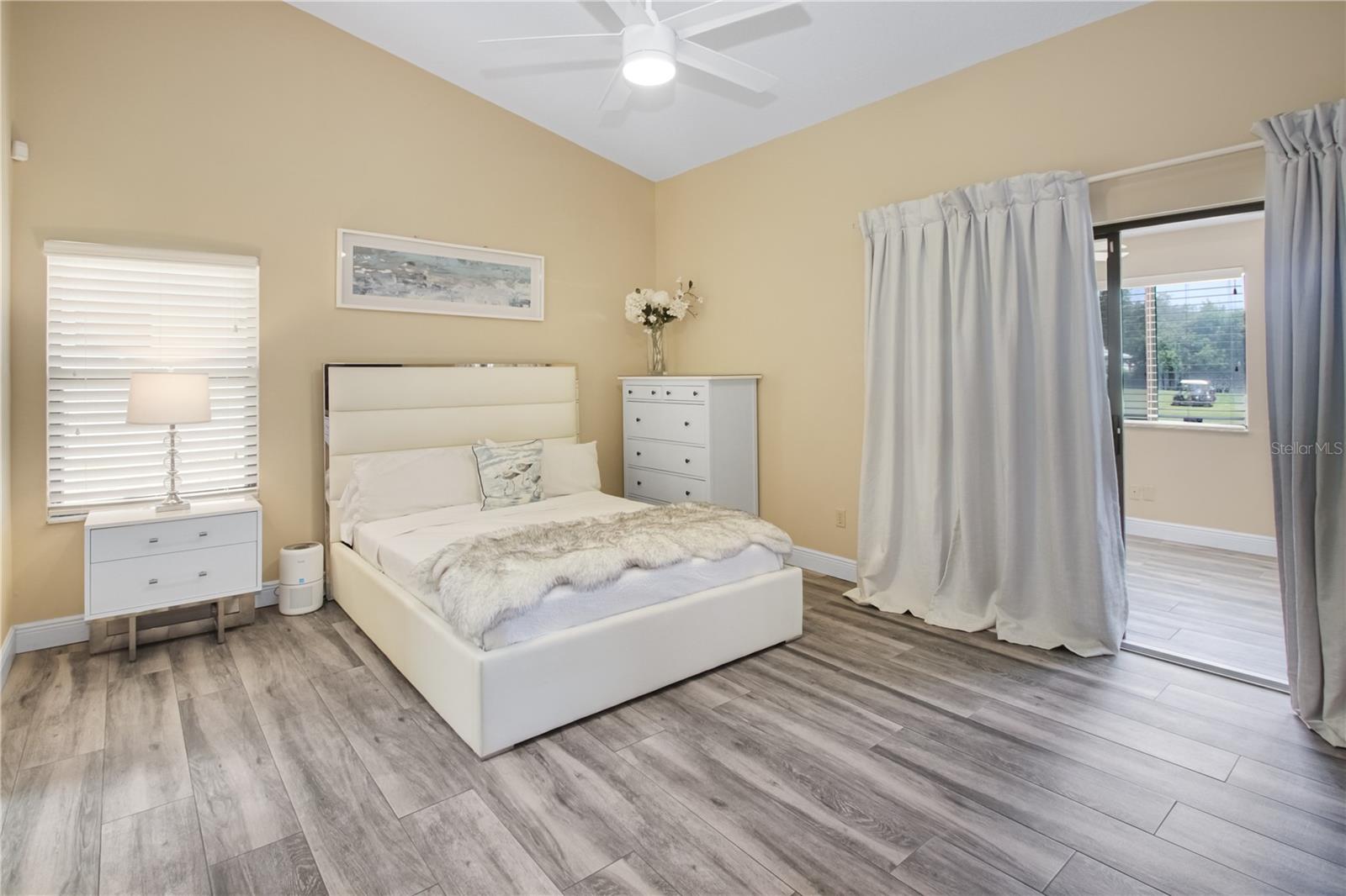 ORANGE TREE COUNTRY CLUB UNIT 04A - Residential