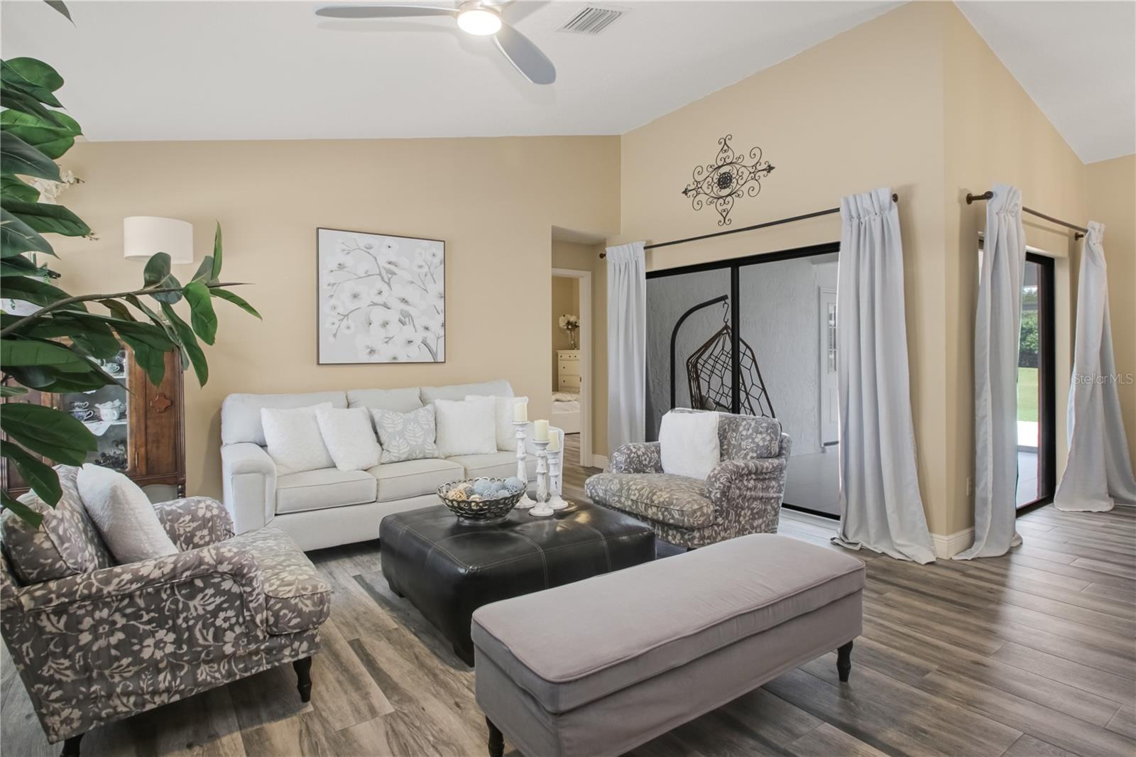 ORANGE TREE COUNTRY CLUB UNIT 04A - Residential