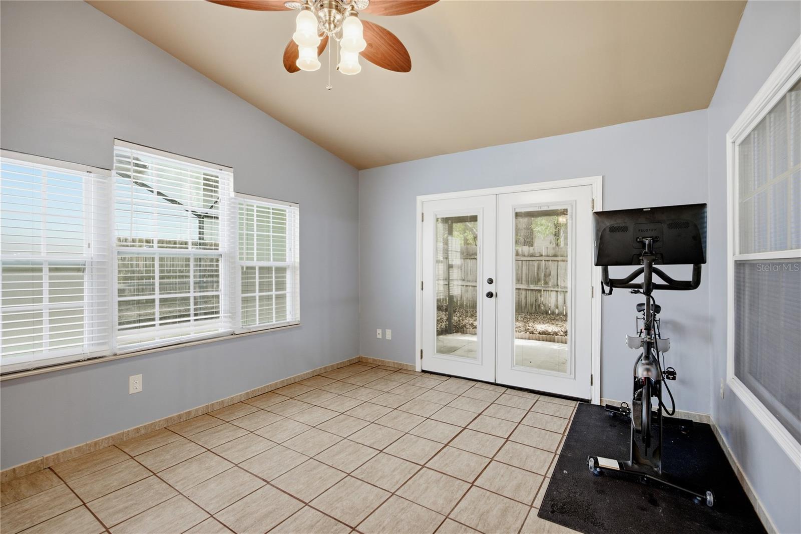 THE RETREAT FLETCHERS MILL - Residential