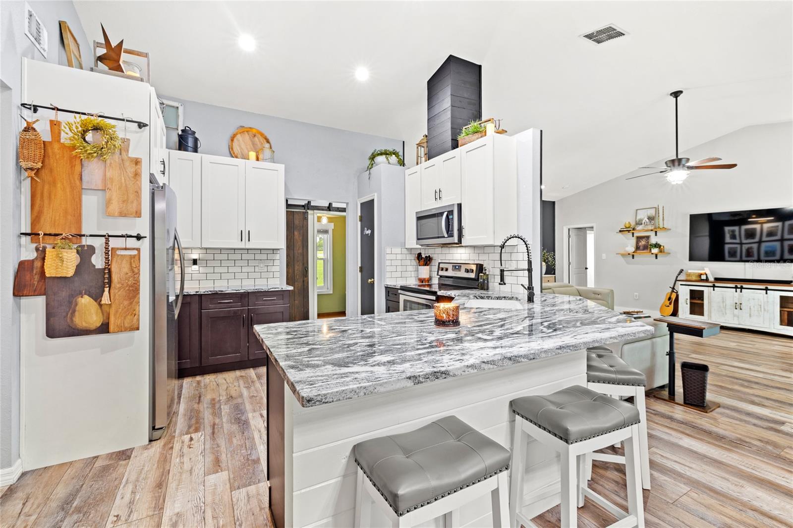 SUNDANCE RIDGE SUB - Residential