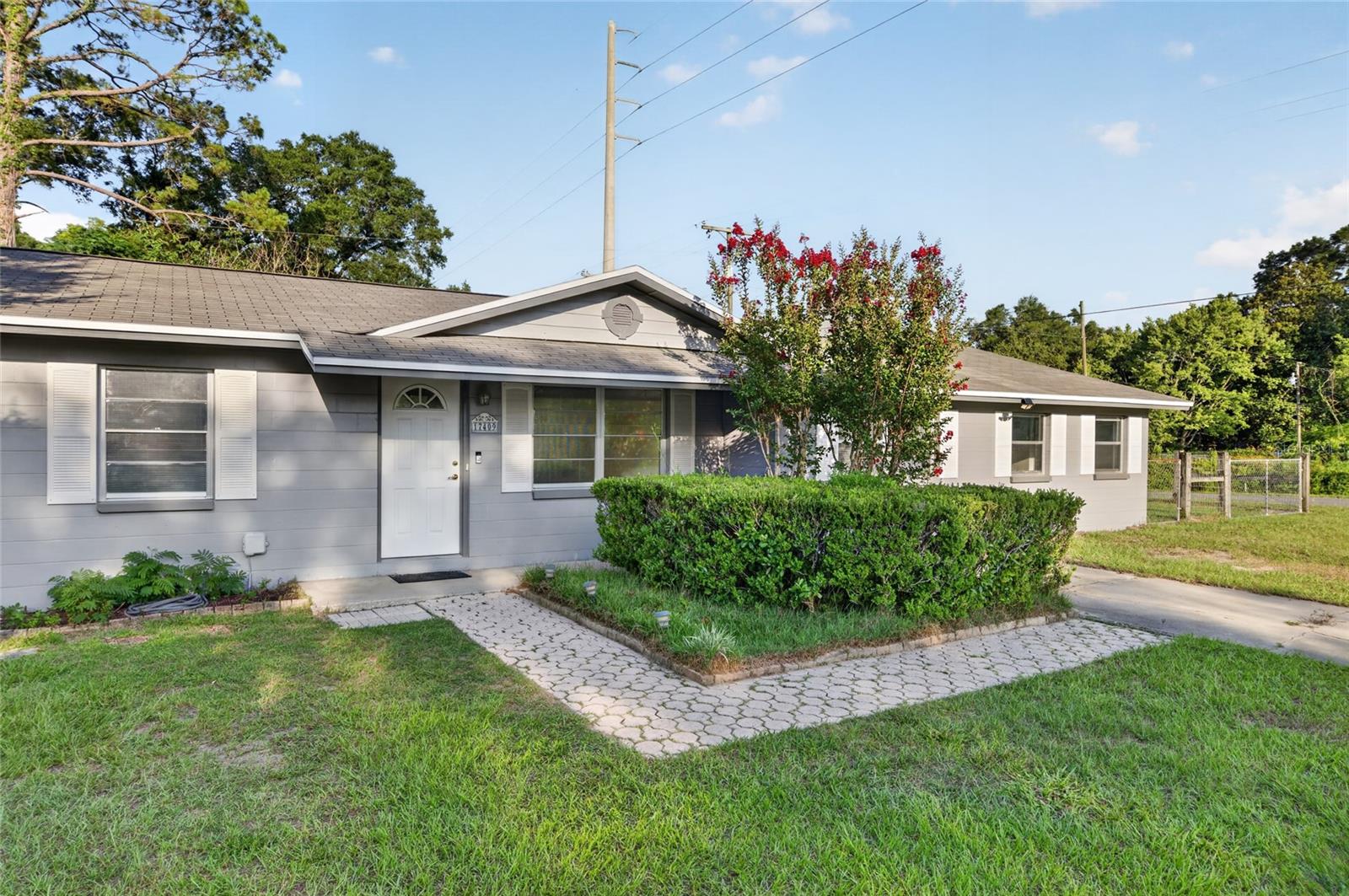 SOUTHSIDE TERRACE - Residential