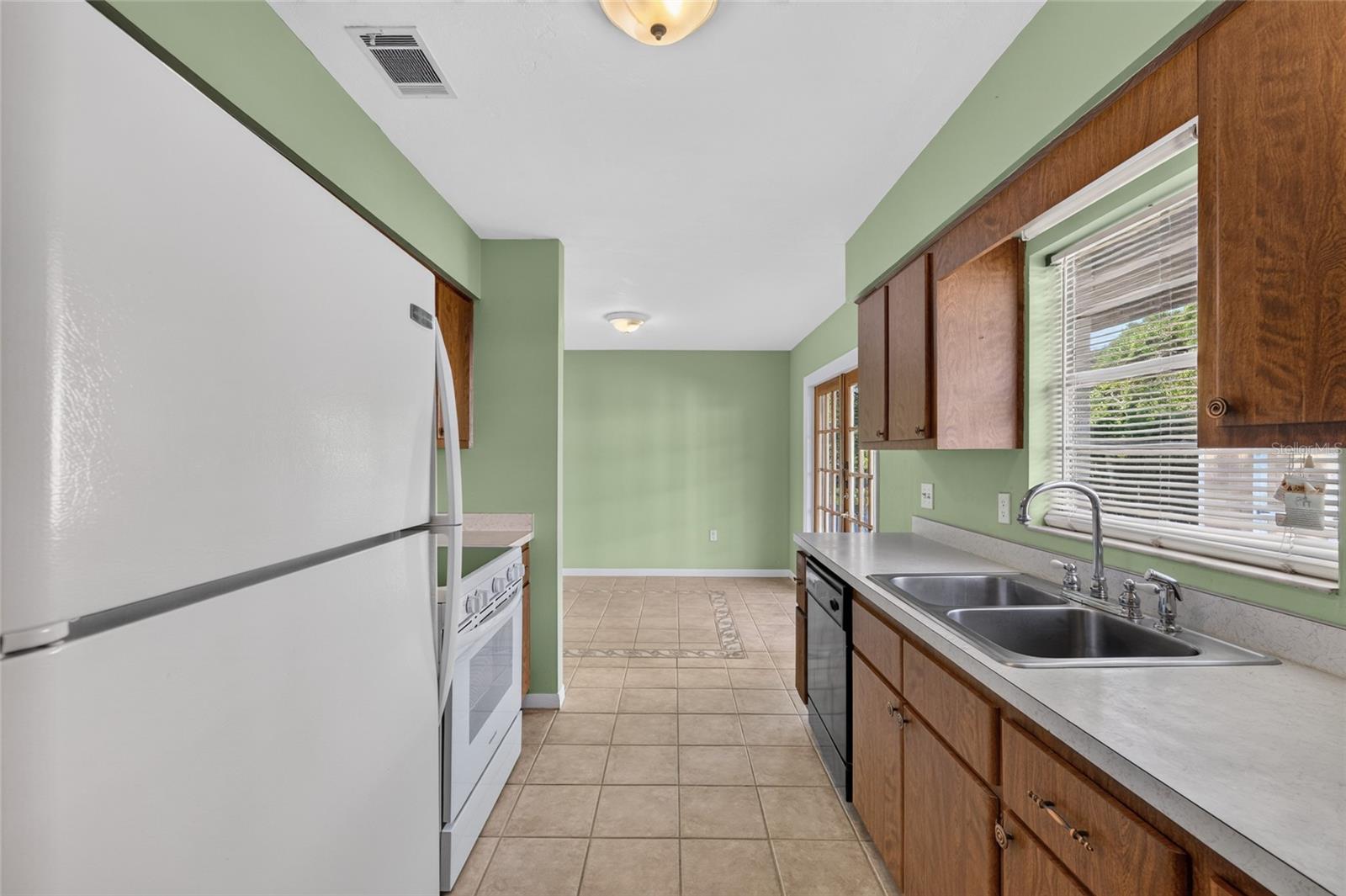 SOUTHSIDE TERRACE - Residential