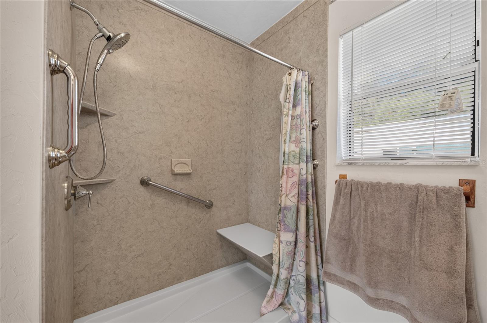 SOUTHSIDE TERRACE - Residential