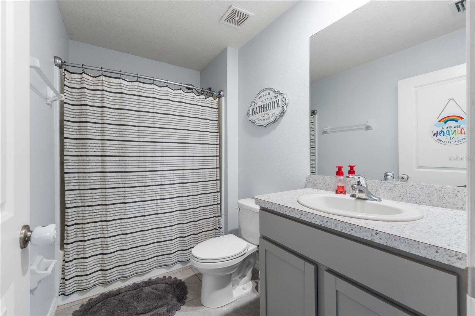 OAK RIDGE AT HIGH SPGS PH III PB 37 PG 30 - Residential