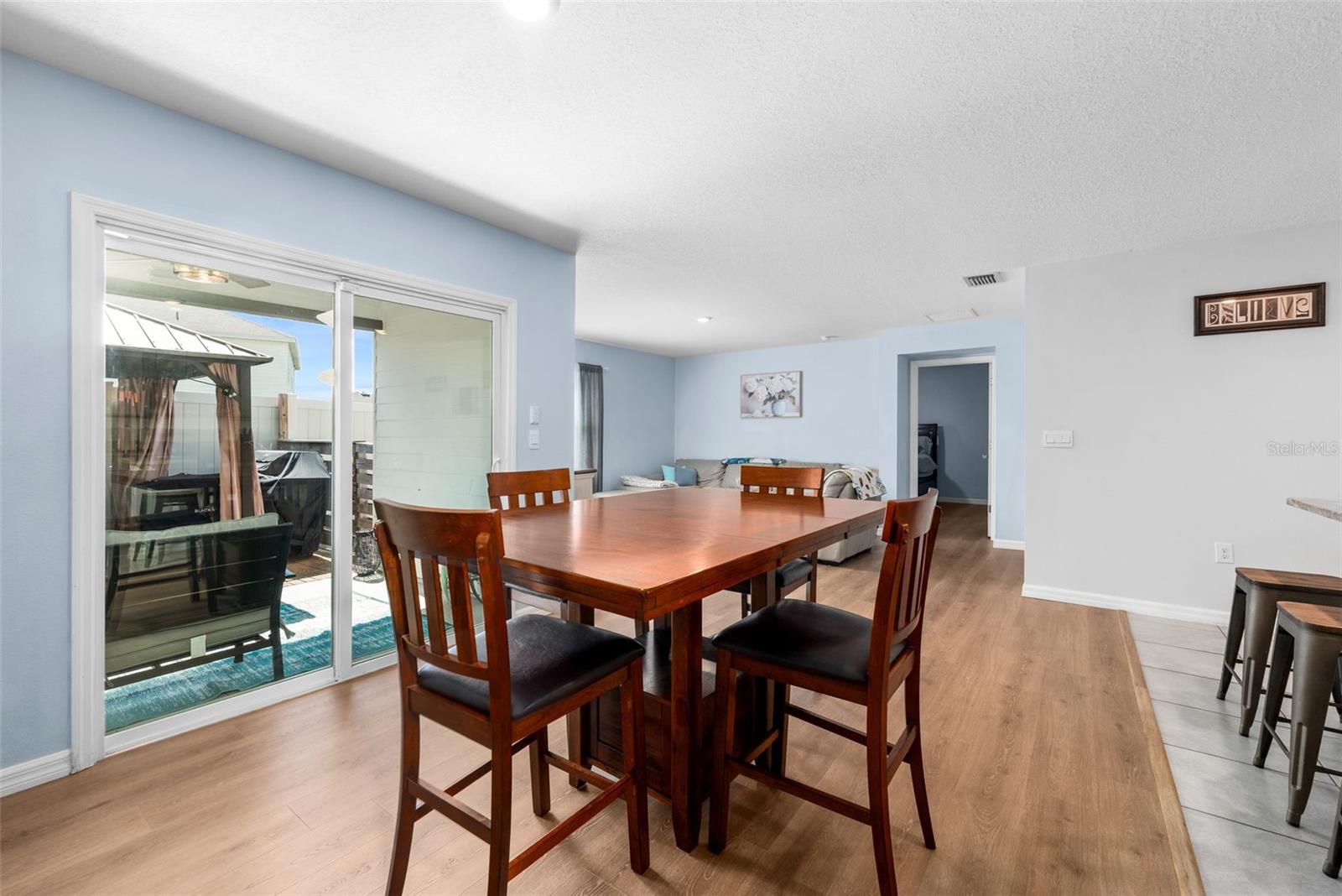OAK RIDGE AT HIGH SPGS PH III PB 37 PG 30 - Residential