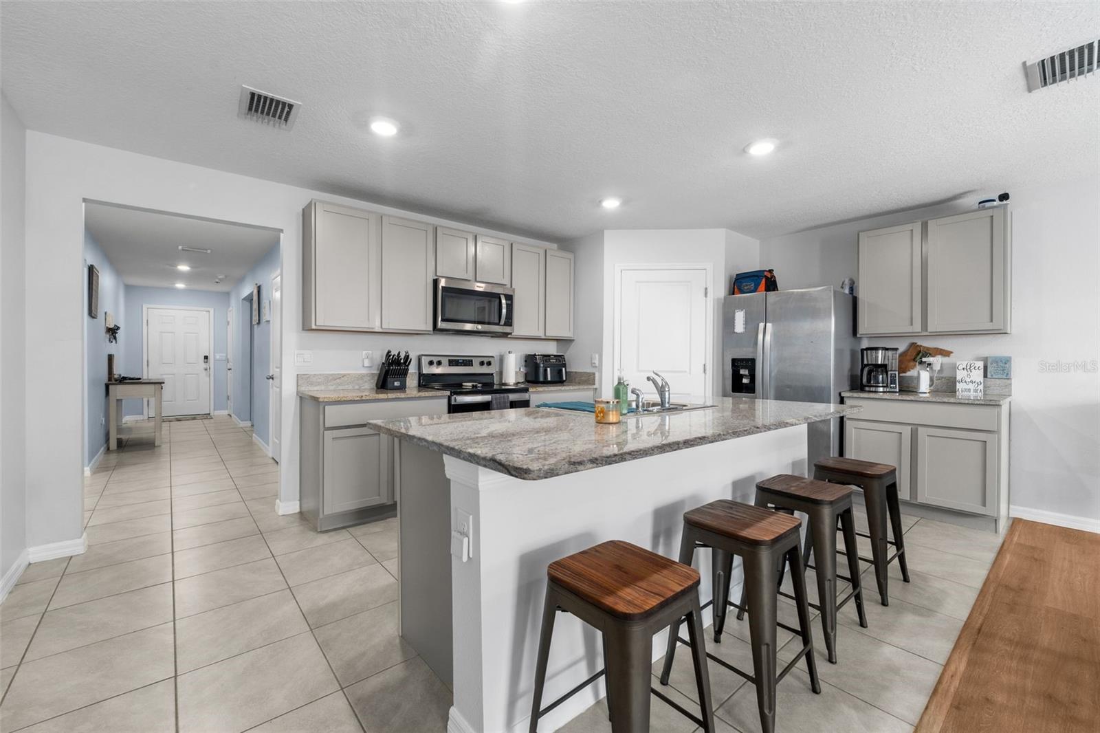 OAK RIDGE AT HIGH SPGS PH III PB 37 PG 30 - Residential