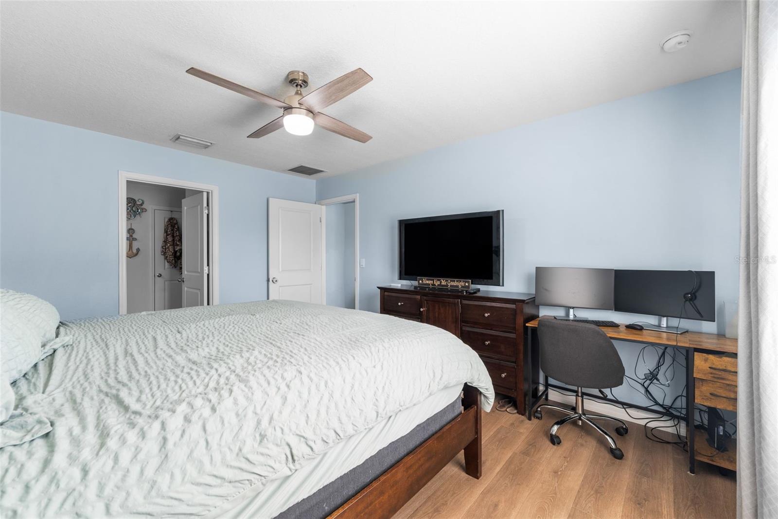 OAK RIDGE AT HIGH SPGS PH III PB 37 PG 30 - Residential