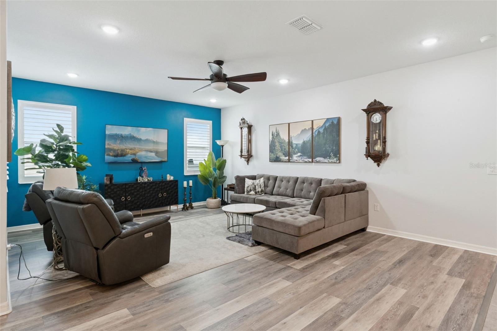 GROVELAND SUNRISE RIDGE - Residential