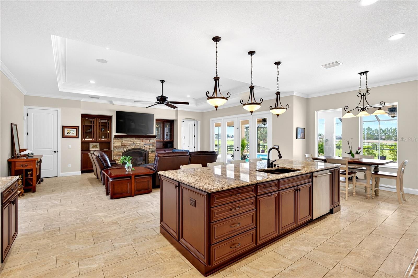 BRADFORD FARMS - Residential