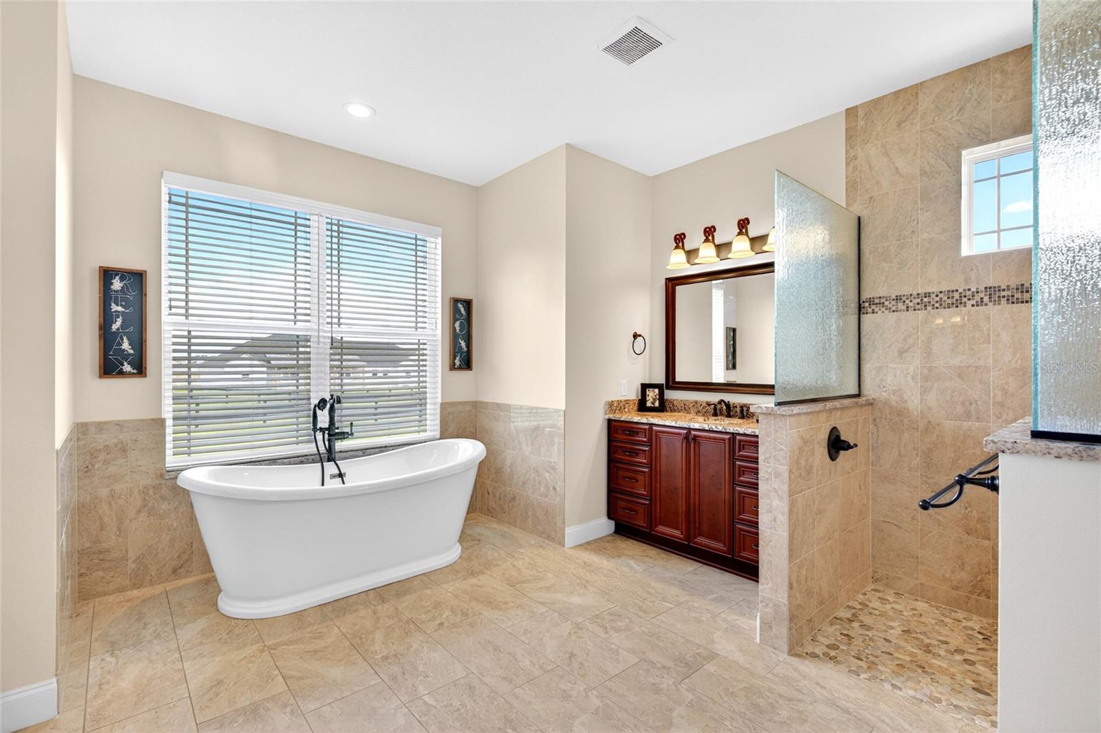BRADFORD FARMS - Residential