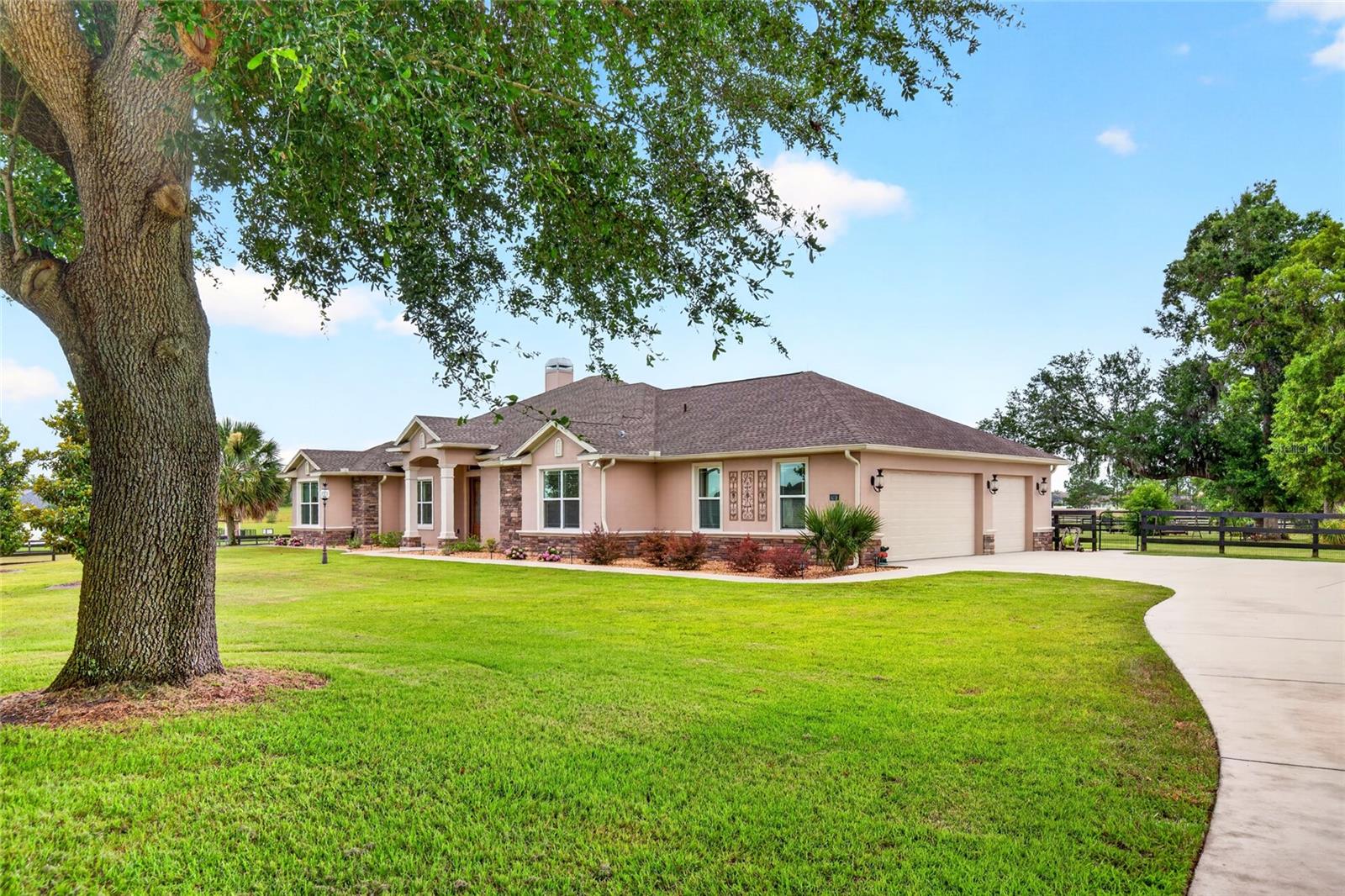 BRADFORD FARMS - Residential