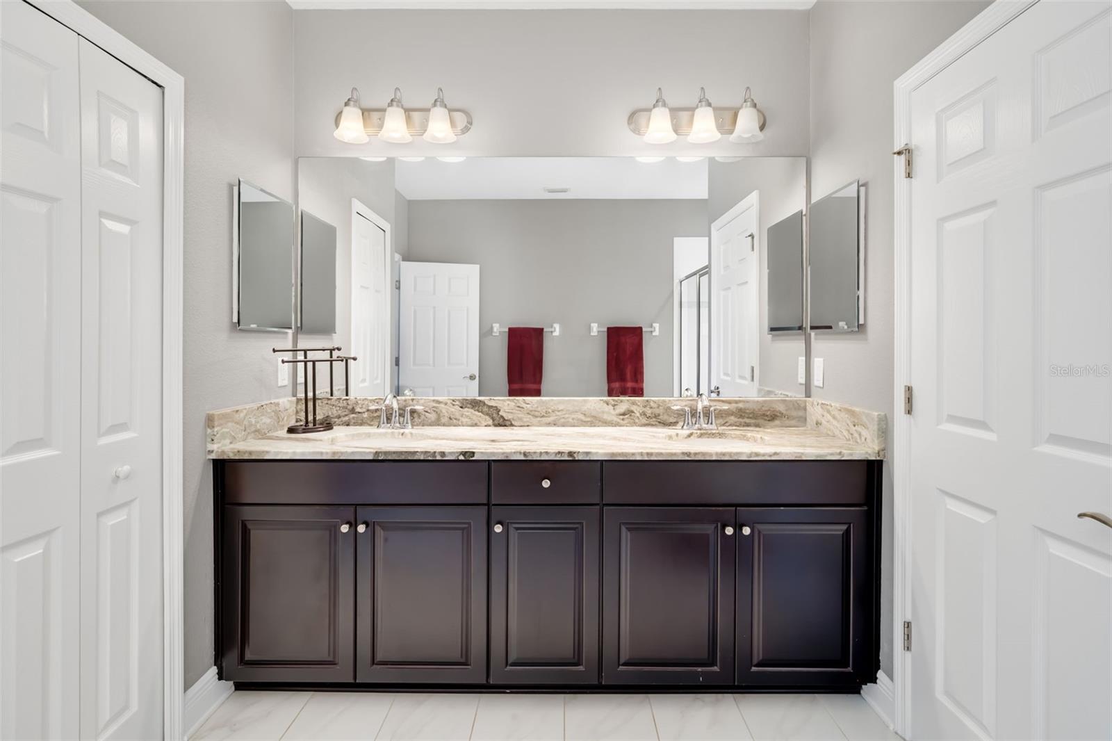 MUIRFIELD VILLAGE AT HONORE - Residential