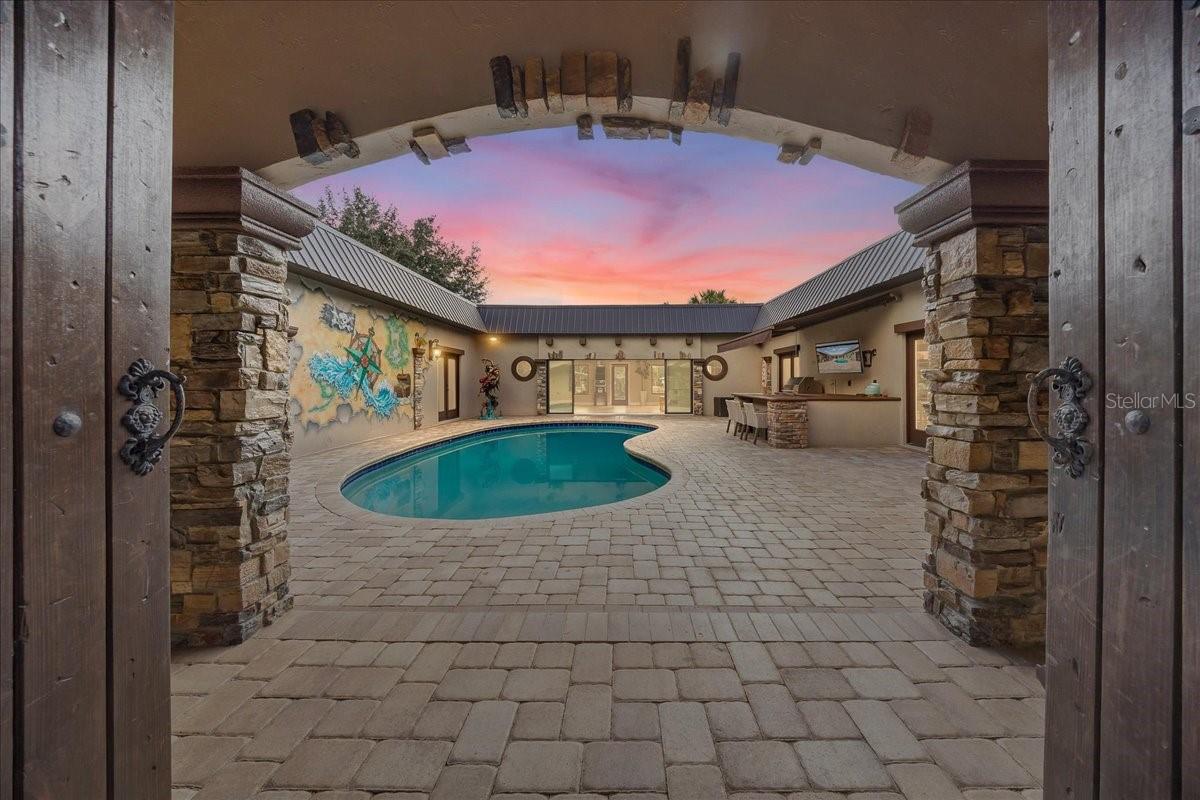 PARADISE COUNTRY CLUB UNIT 03 - Residential