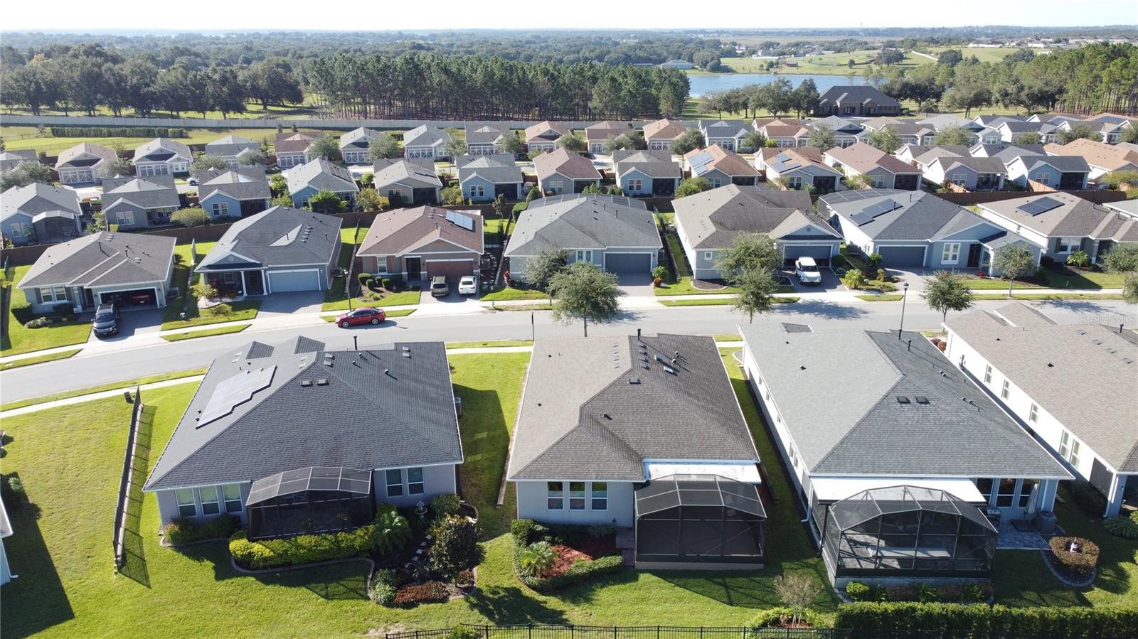 CASCADES OF GROVELAND (TRILOGY) - Residential