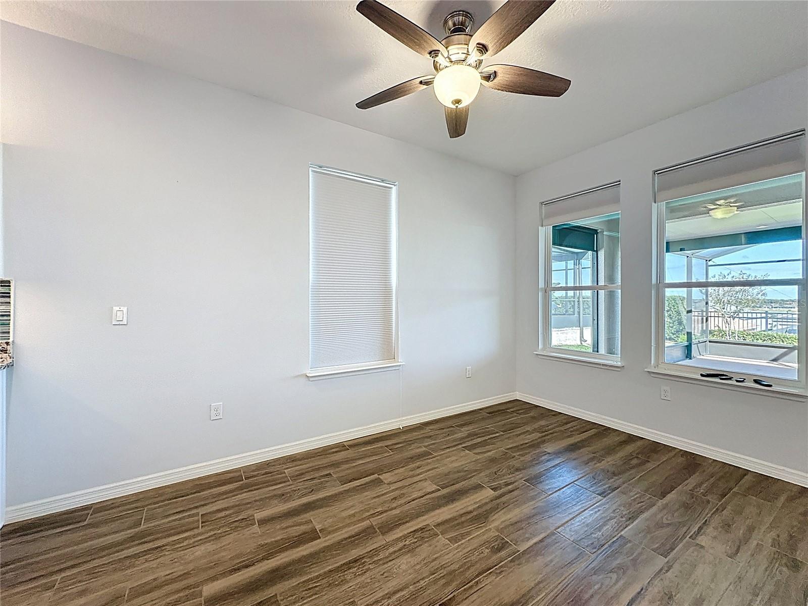 CASCADES OF GROVELAND (TRILOGY) - Residential