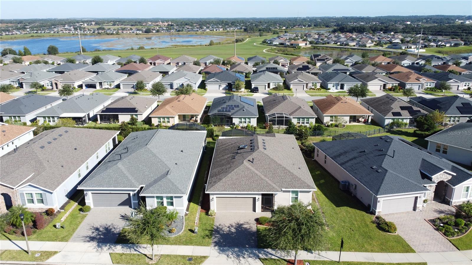 CASCADES OF GROVELAND (TRILOGY) - Residential