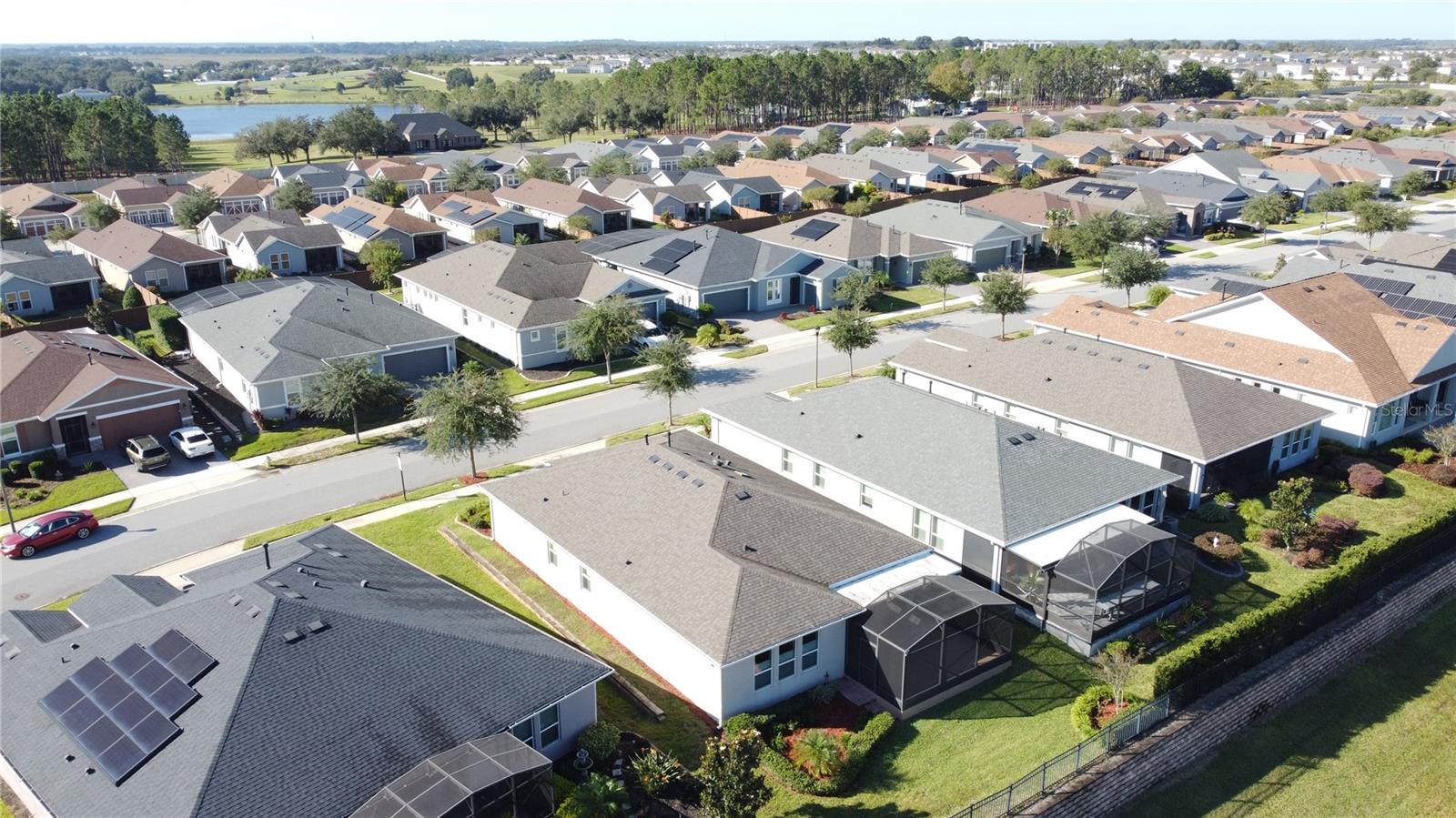 CASCADES OF GROVELAND (TRILOGY) - Residential