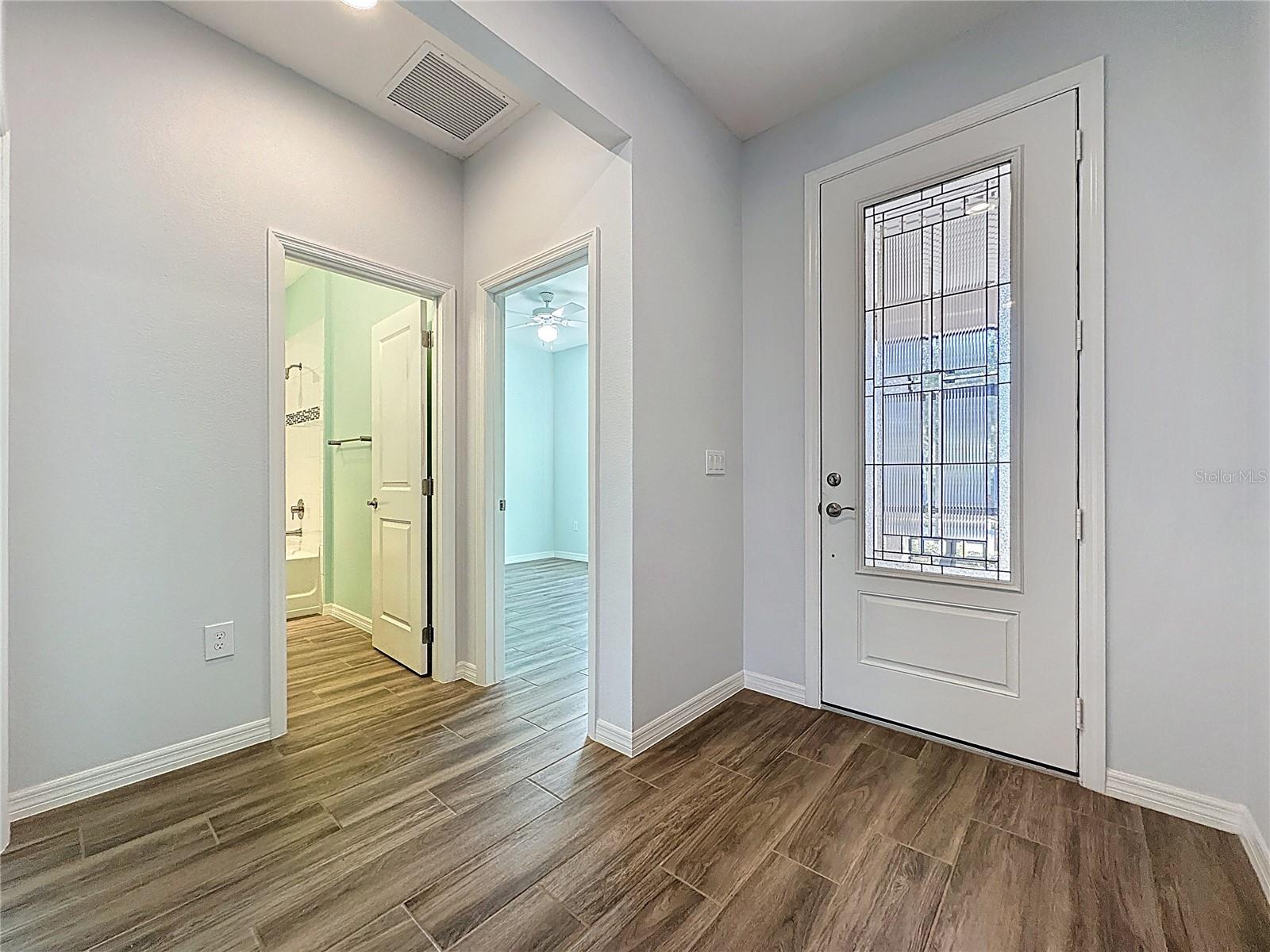 CASCADES OF GROVELAND (TRILOGY) - Residential