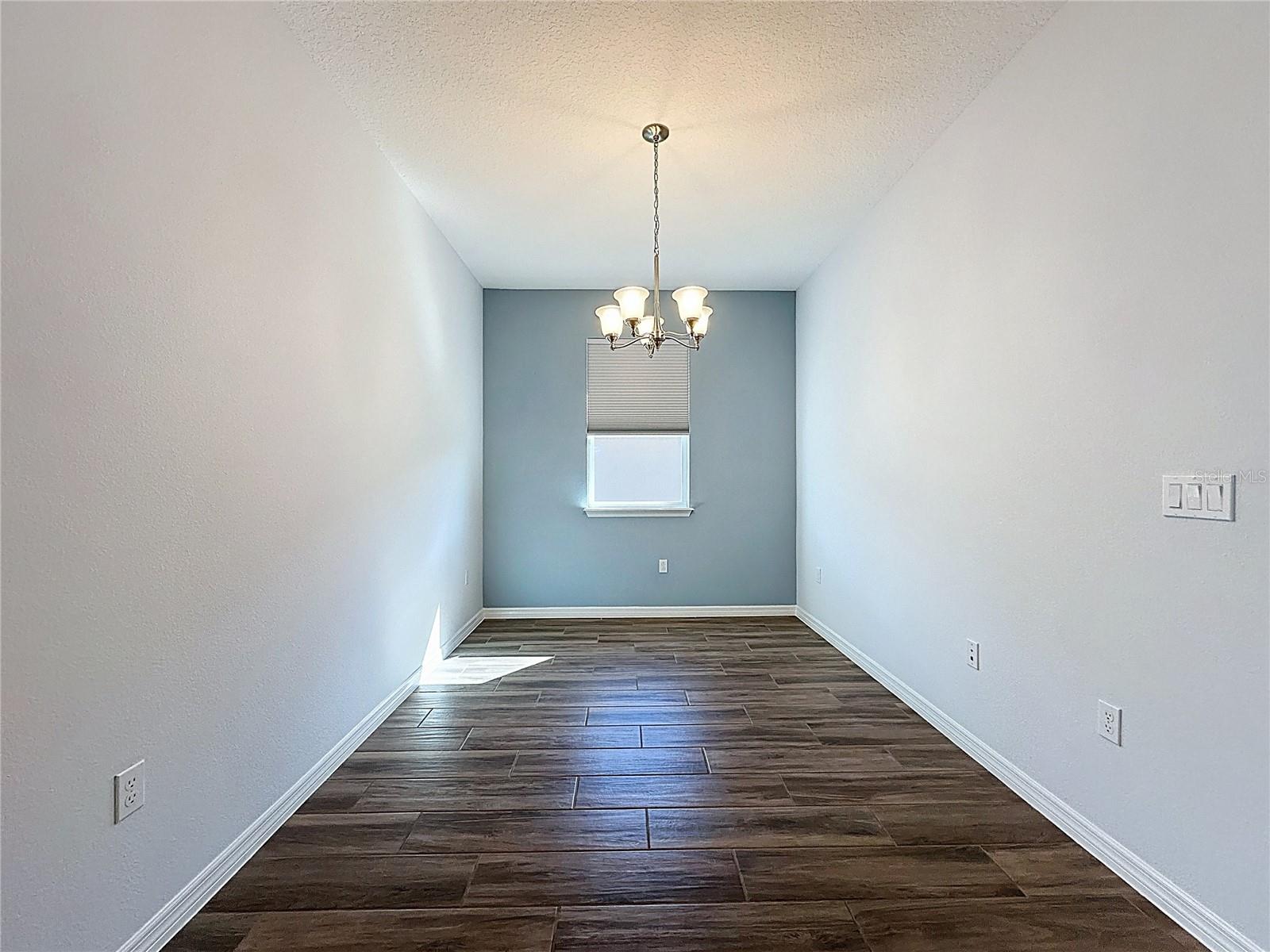 CASCADES OF GROVELAND (TRILOGY) - Residential
