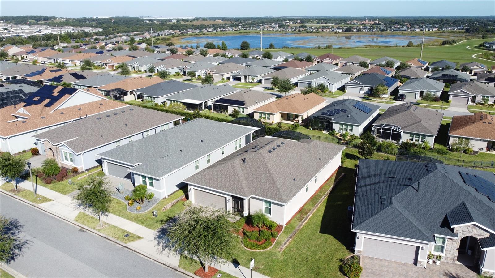 CASCADES OF GROVELAND (TRILOGY) - Residential