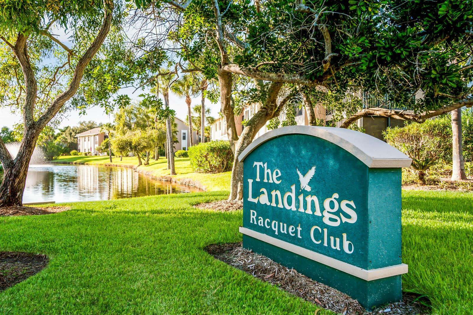 LANDINGS TREEHOUSE - Residential