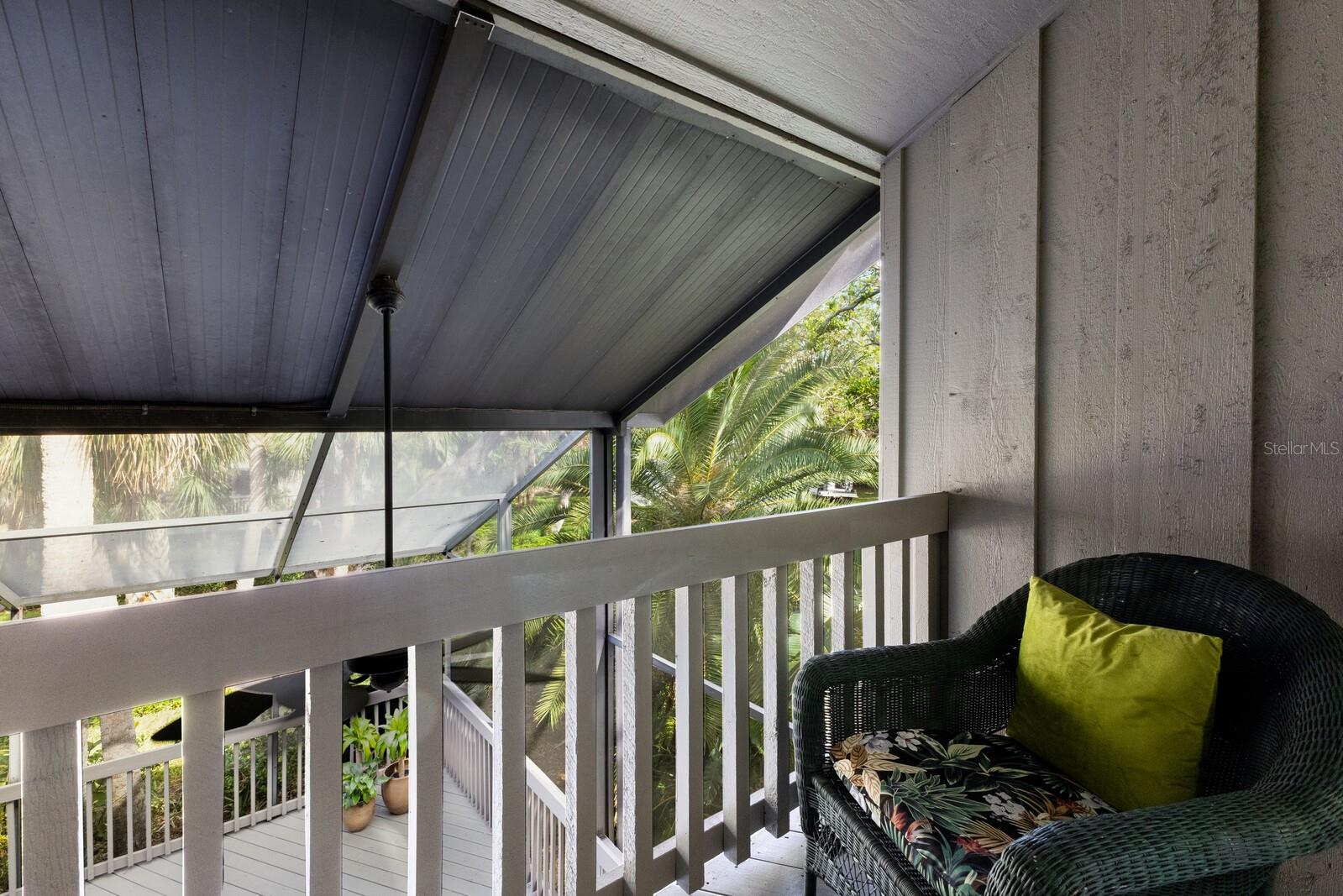 LANDINGS TREEHOUSE - Residential