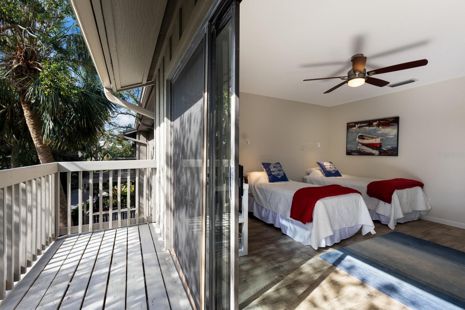 LANDINGS TREEHOUSE - Residential