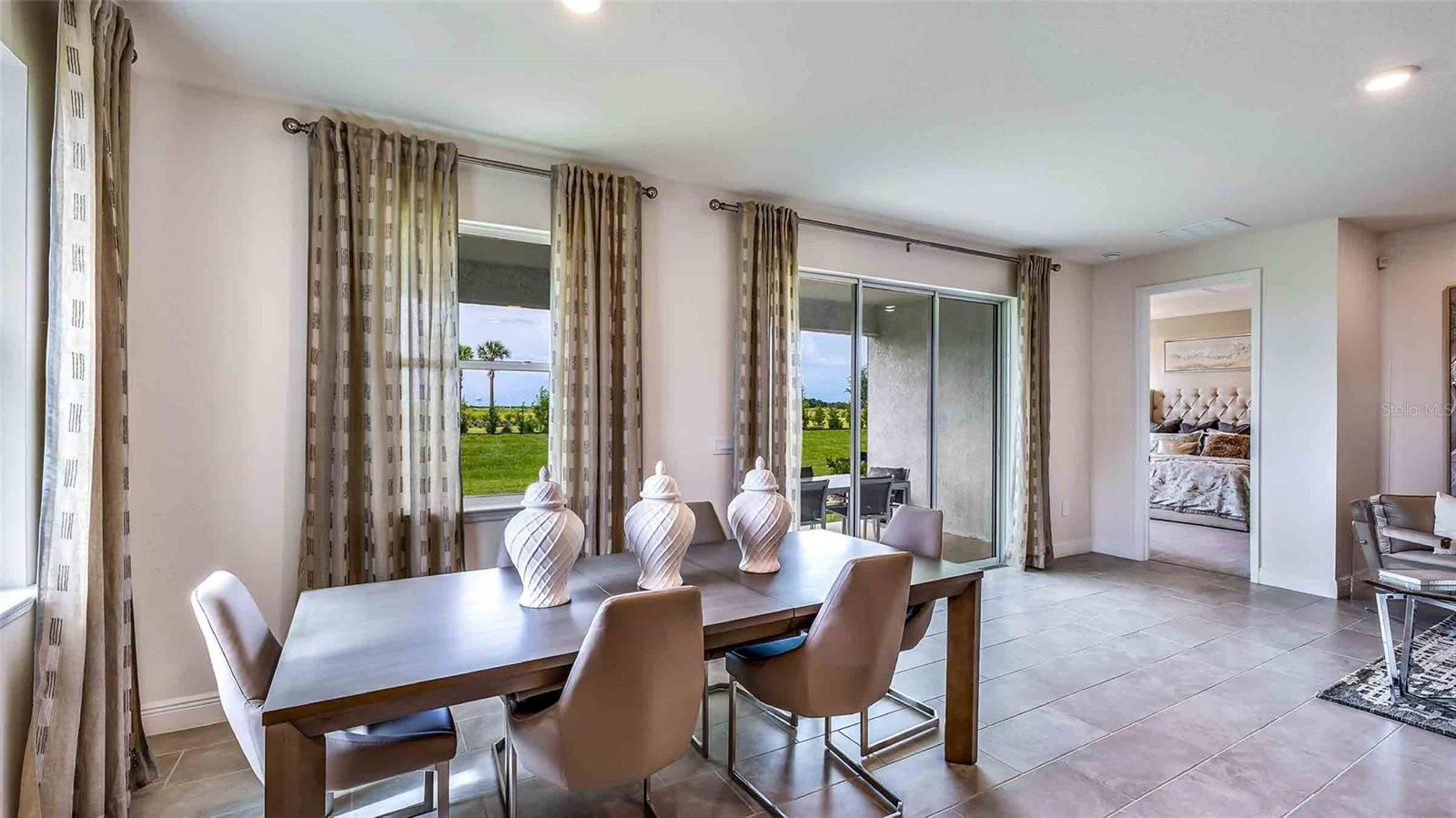 STAR FARMS AT LAKEWOOD RANCH - Residential
