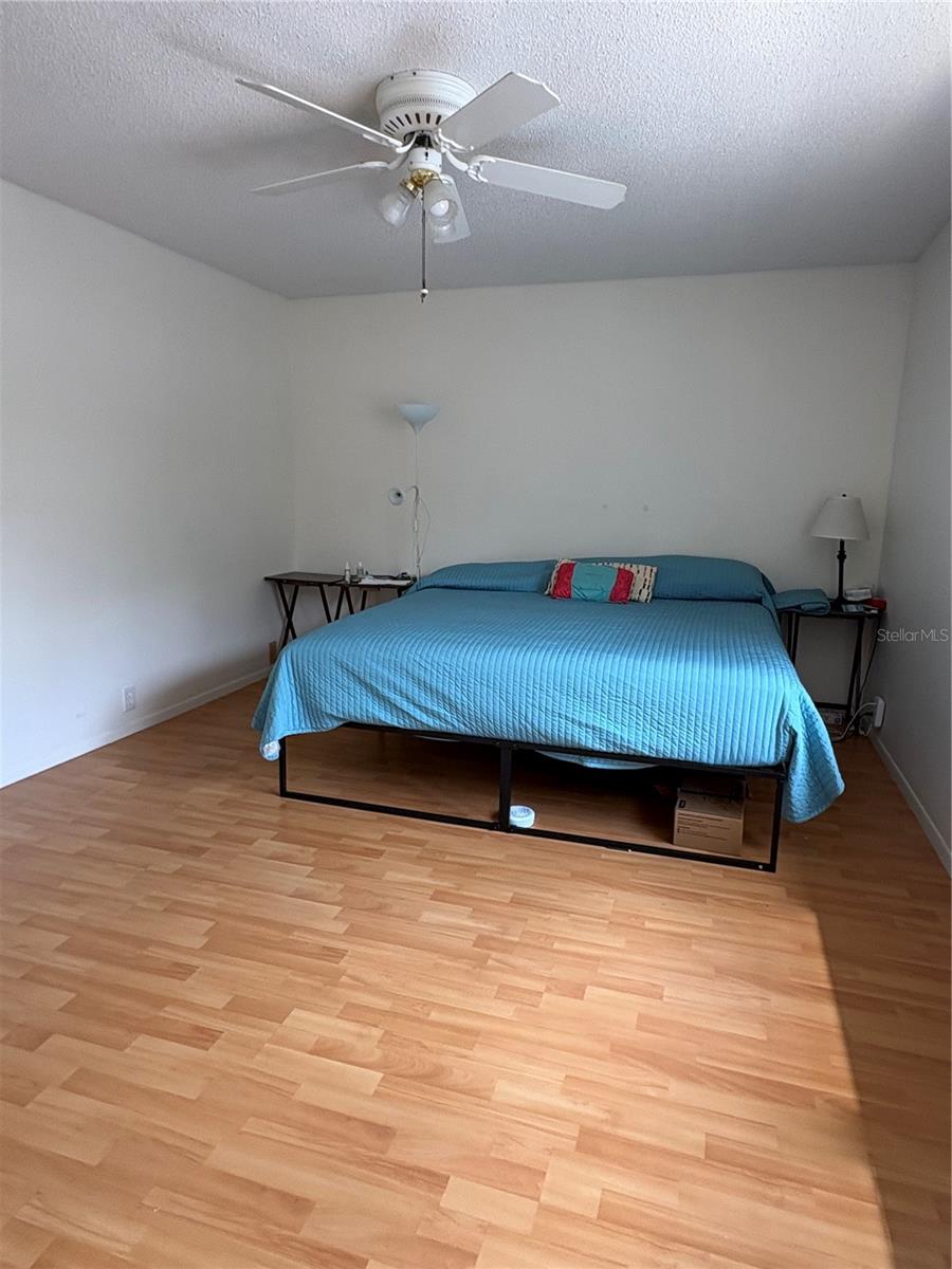 WINDMEADOWS VILLAGE 4 - Residential