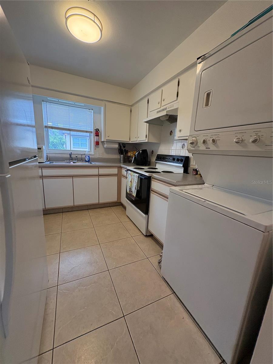 WINDMEADOWS VILLAGE 4 - Residential
