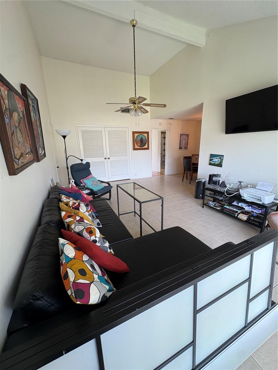 WINDMEADOWS VILLAGE 4 - Residential