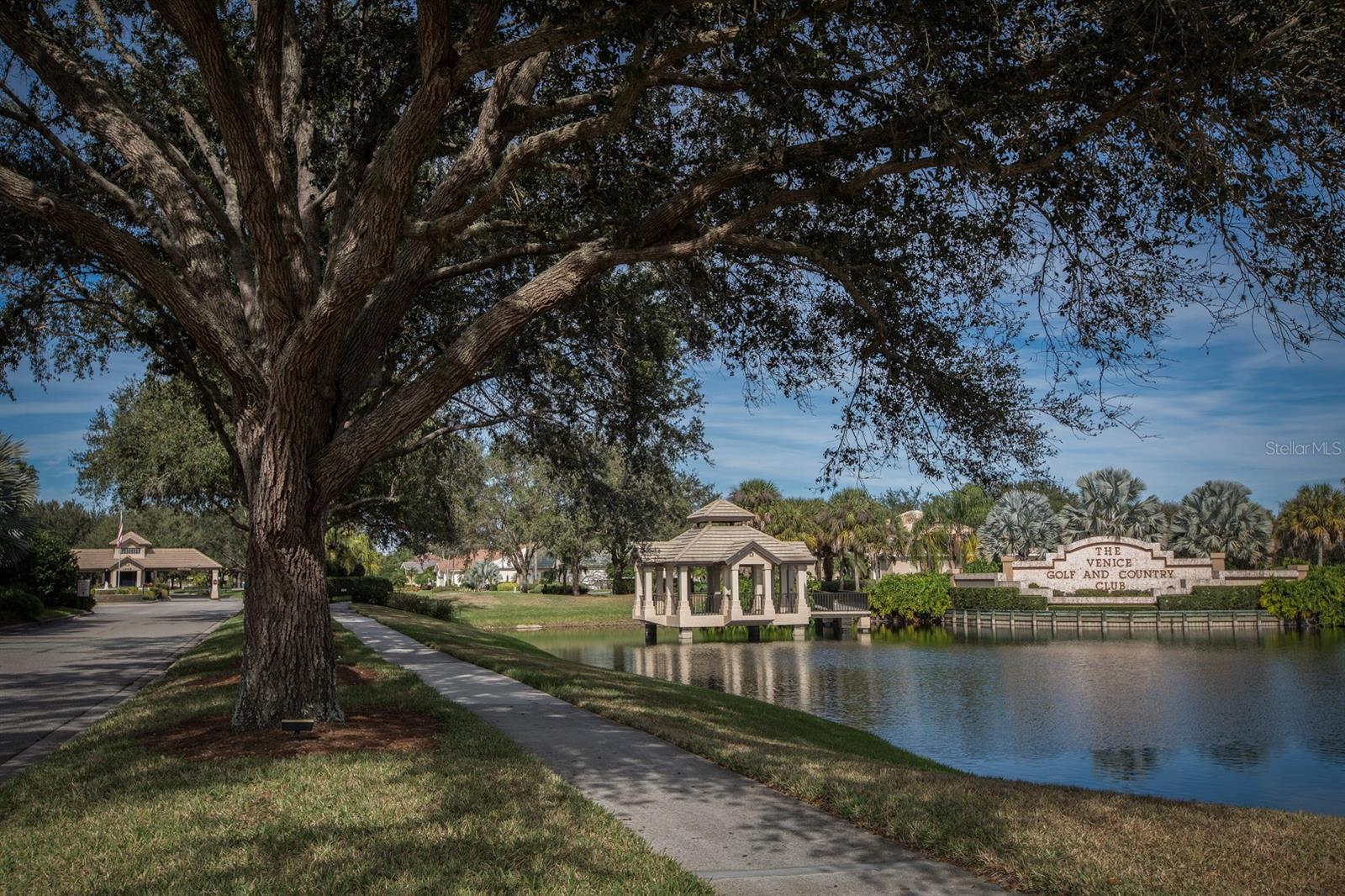 VENICE GOLF & CNTRY CLUB - Residential