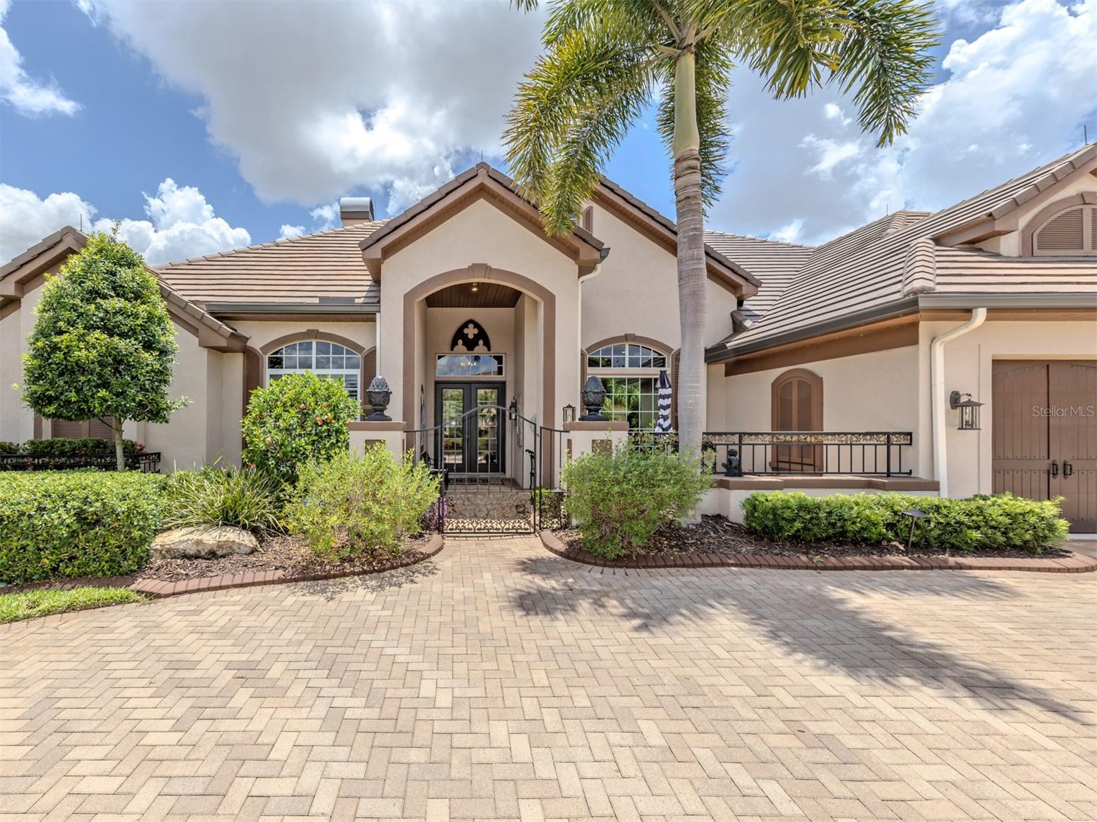 VENICE GOLF & CNTRY CLUB - Residential