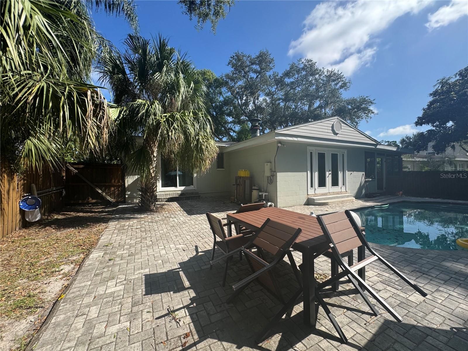 TEMPLE TERRACE ESTATES - Residential