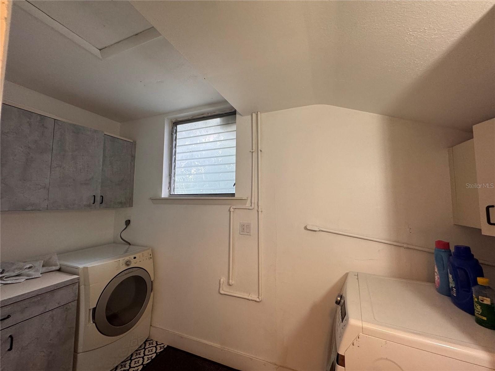 TEMPLE TERRACE ESTATES - Residential