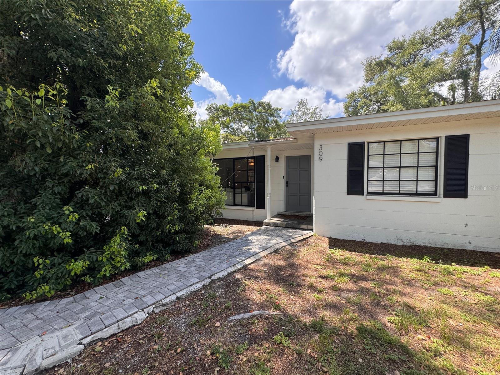 TEMPLE TERRACE ESTATES - Residential