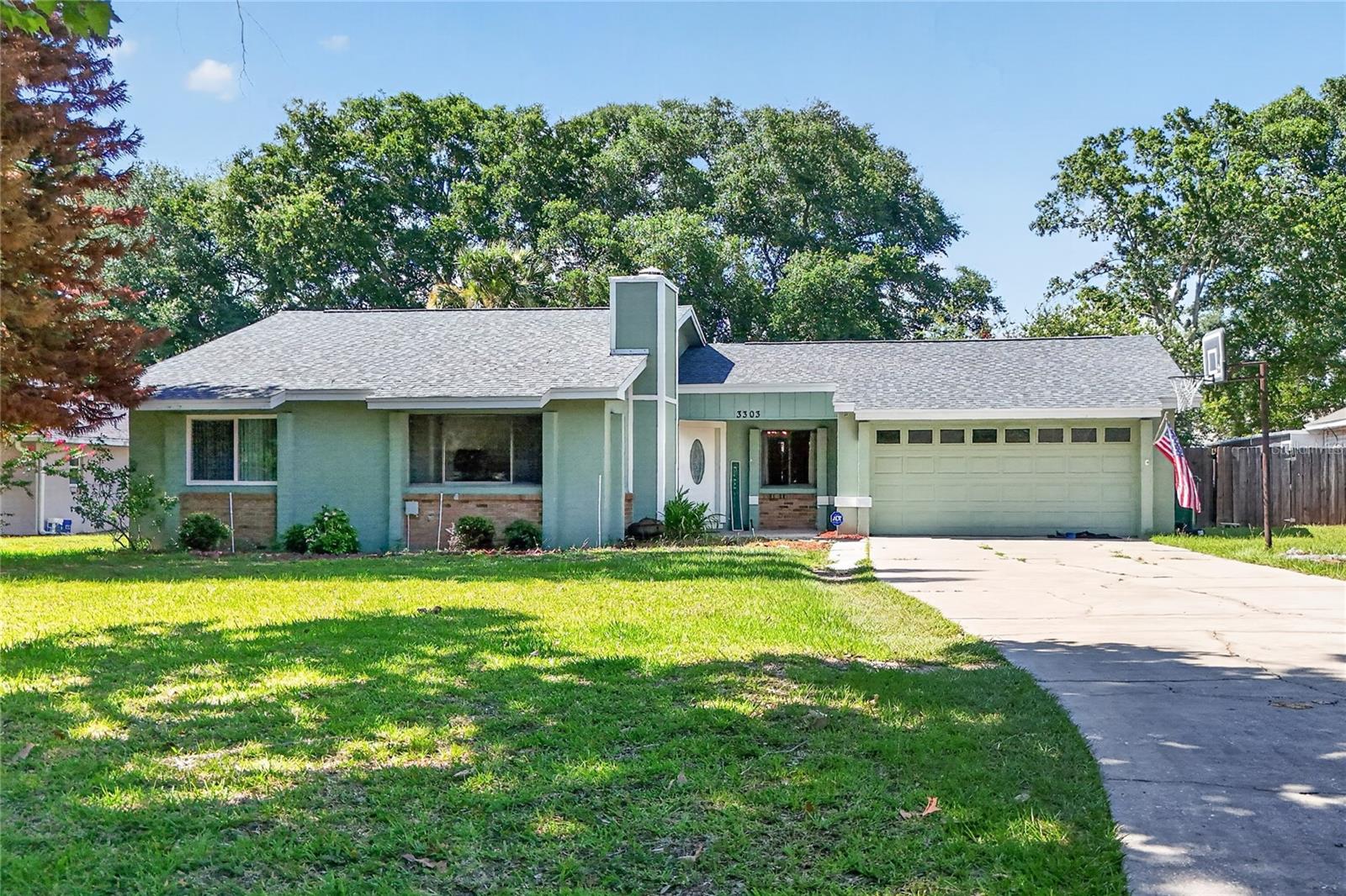 MOUNT DORA VILLAGE GROVE UNIT 01 - Residential