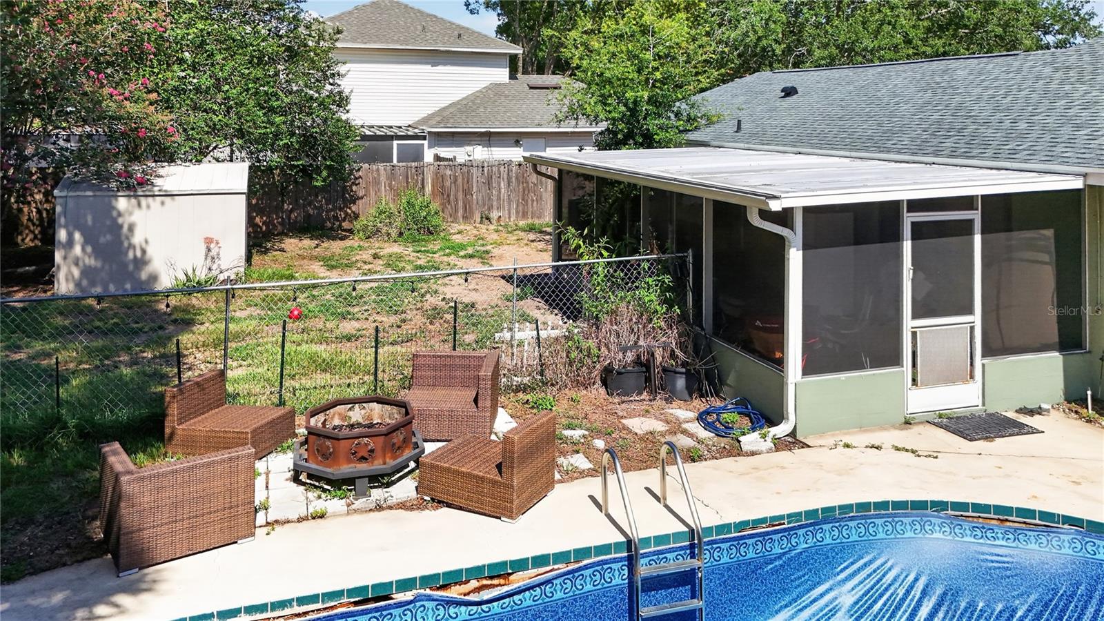 MOUNT DORA VILLAGE GROVE UNIT 01 - Residential
