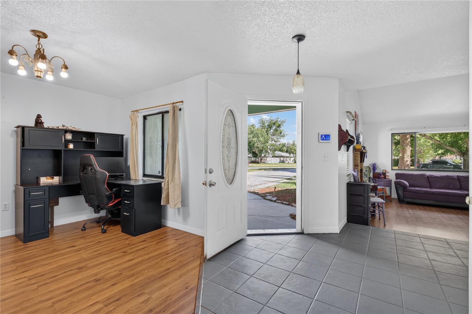 MOUNT DORA VILLAGE GROVE UNIT 01 - Residential