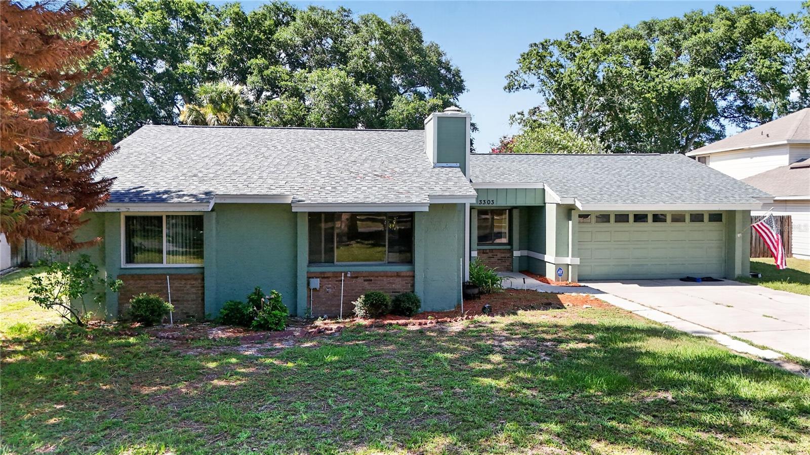 MOUNT DORA VILLAGE GROVE UNIT 01 - Residential
