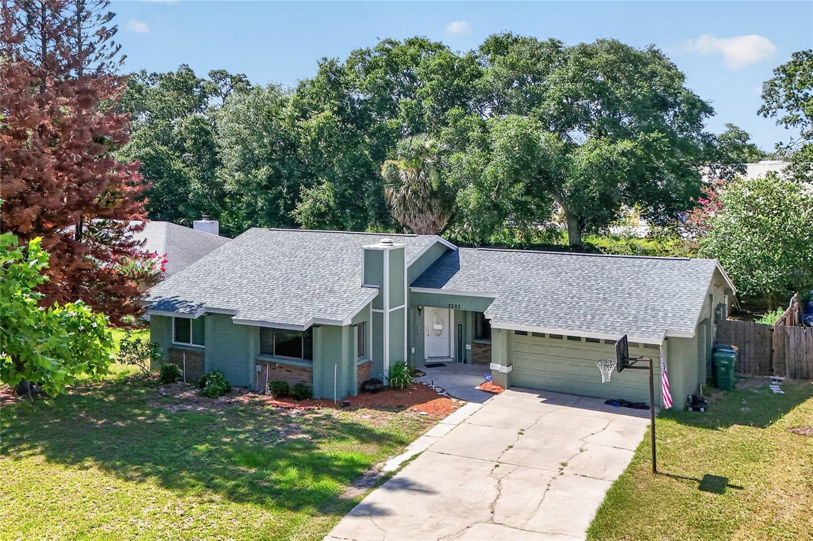 MOUNT DORA VILLAGE GROVE UNIT 01 - Residential