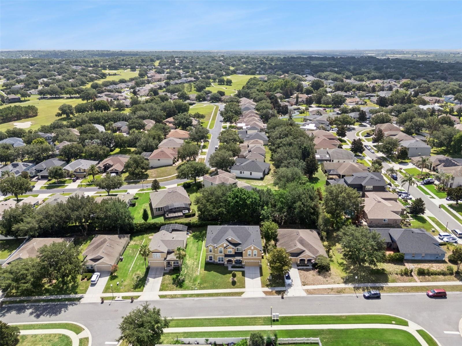 OVERLOOK AT LAKE LOUISA - Residential