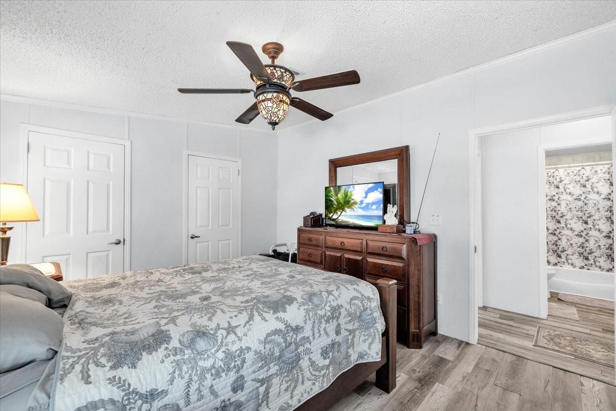 PINE ACRES - Residential
