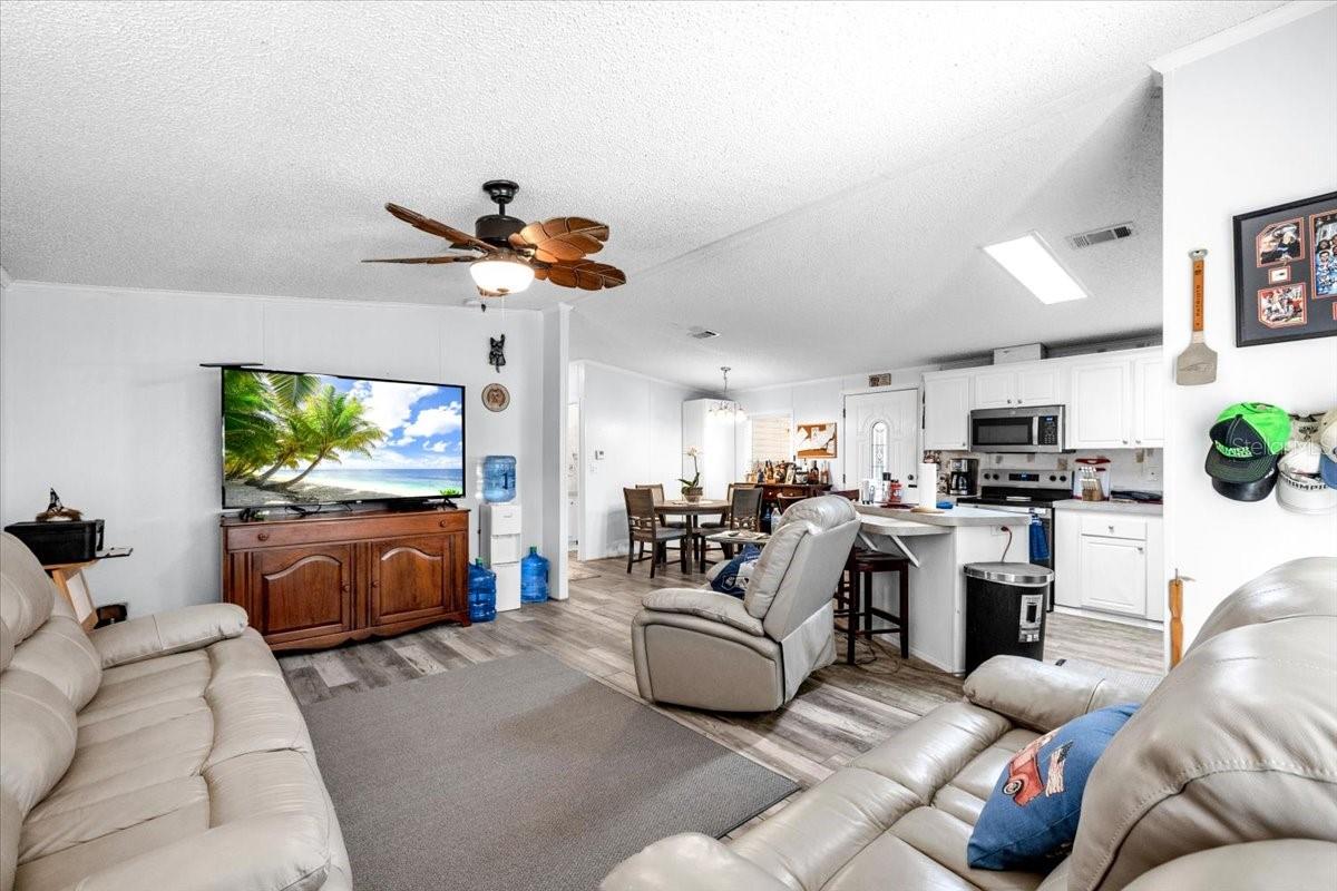 PINE ACRES - Residential