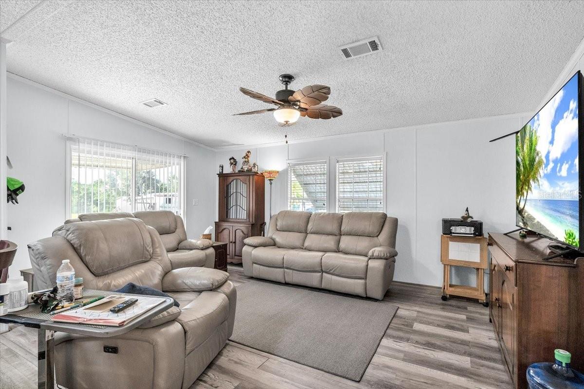 PINE ACRES - Residential