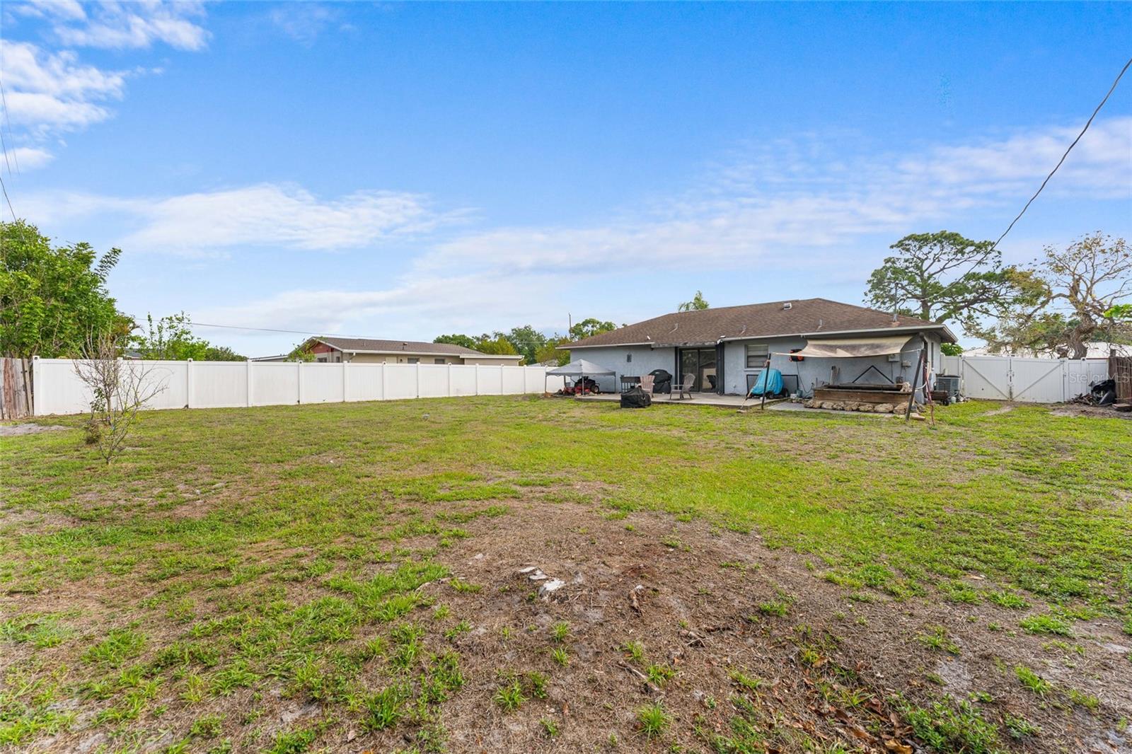 FORT MYERS SHORES - Residential